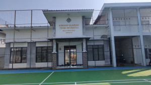 Laboratorium Komputer Modern